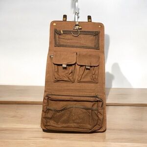 Chaps Brown Toiletry Bag